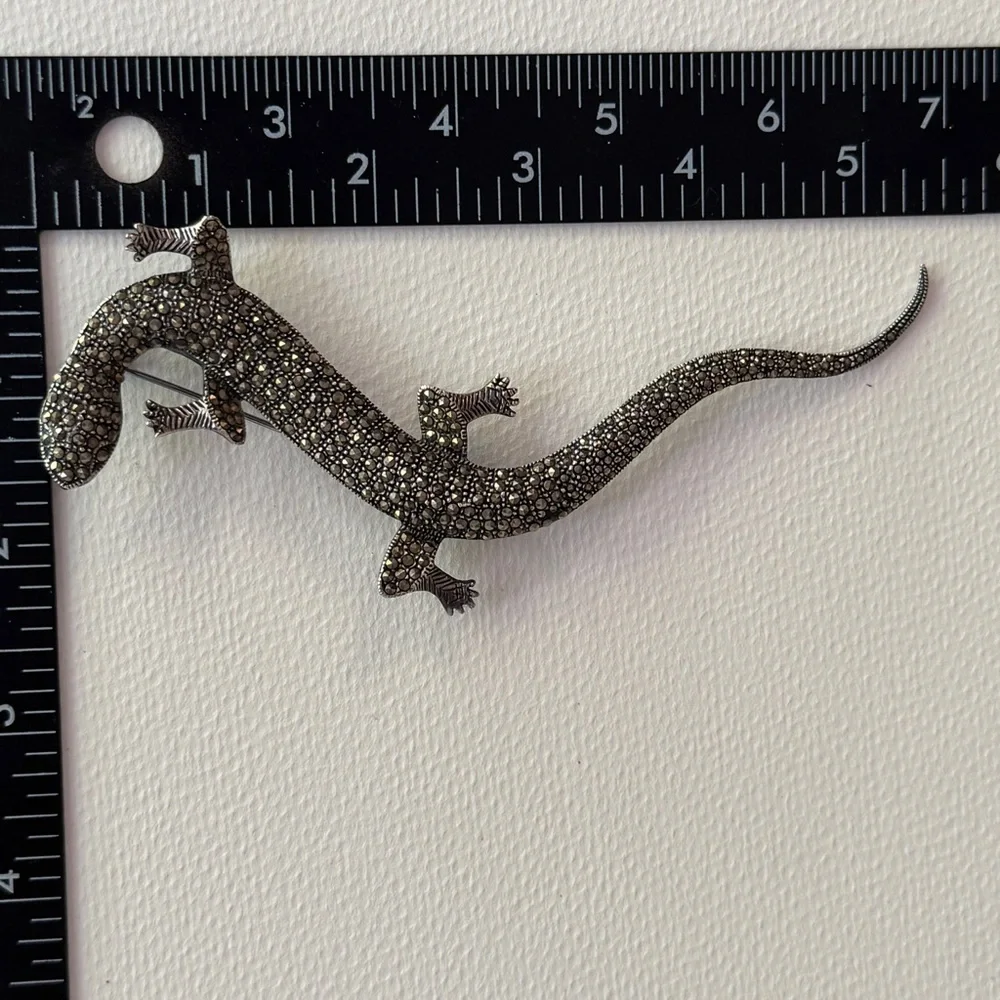 5.5” Silver Lizard Brooch with Marcacites - Picture 10 of 15